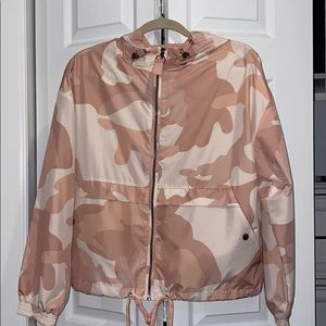 pink camouflage windbreaker
